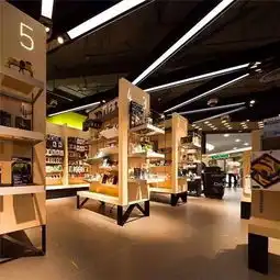为什么服装店铺要有好的灯光设计