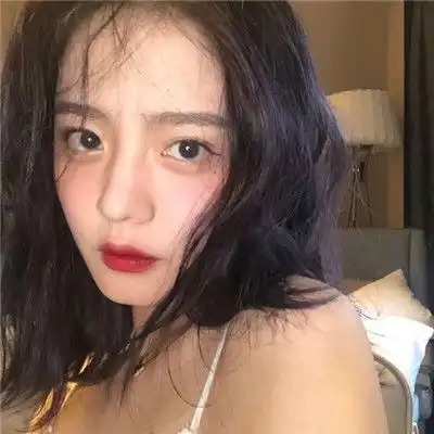 霸气犀利的眼神我喜欢,短发女生头像个性高冷