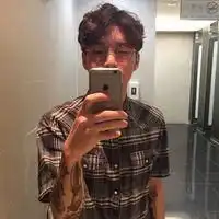 男学生头像图片学生
