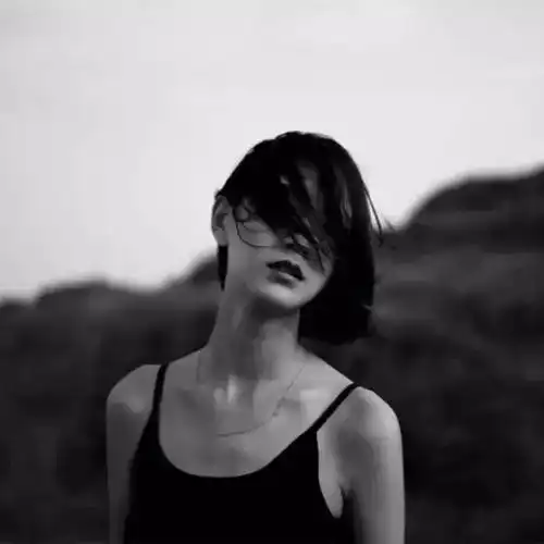 头像不要抱怨,抱我