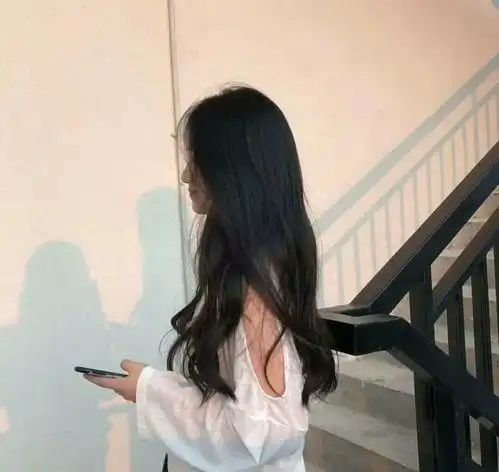 敢露脸的都是小仙女,哪像我,不露脸也很美女头