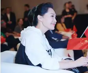 许晴一身休闲运动出席活动,青春活力自带少女气质,朝气蓬勃