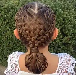 小孩扎辫子怎么给小孩扎辫子小孩扎辫子图片小孩怎样扎辫子发型师姐