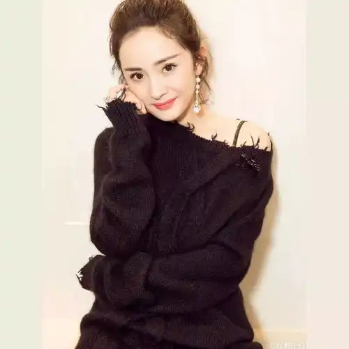 28你的纯色毛衣,怎么样穿才能胜人一筹
