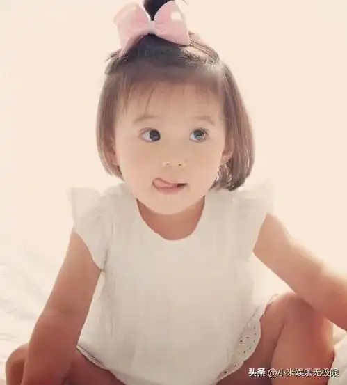 贾静雯的女儿咘咘颜值严重下滑,验证小时候可爱,长大后变丑