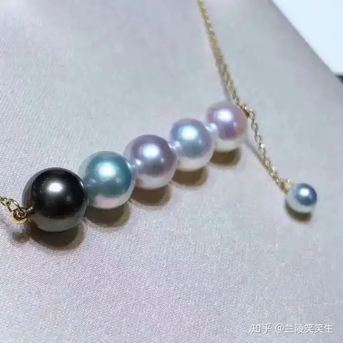 哪些款式的珍珠项链适合20岁左右的女孩子佩戴