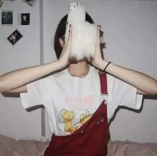 头像申请和你的手共用一个口袋