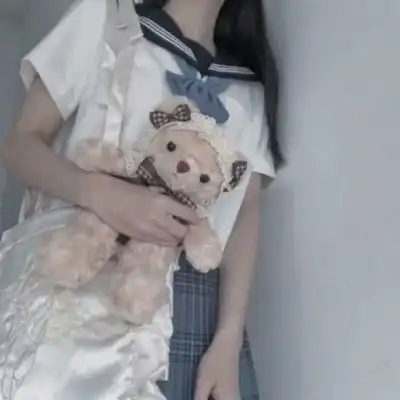 只有身子没有头的头像清纯女生真人半个身子的头像