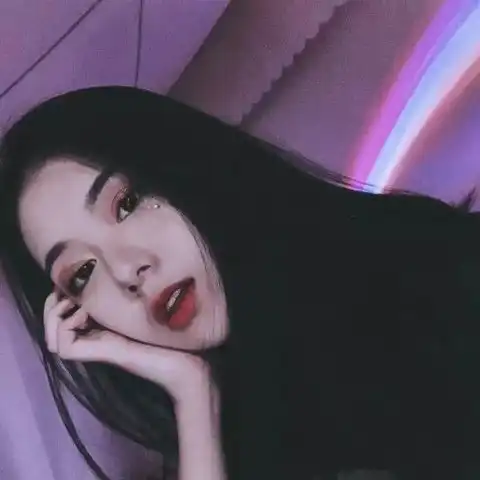 女生qq头像霸气韩版绿衣