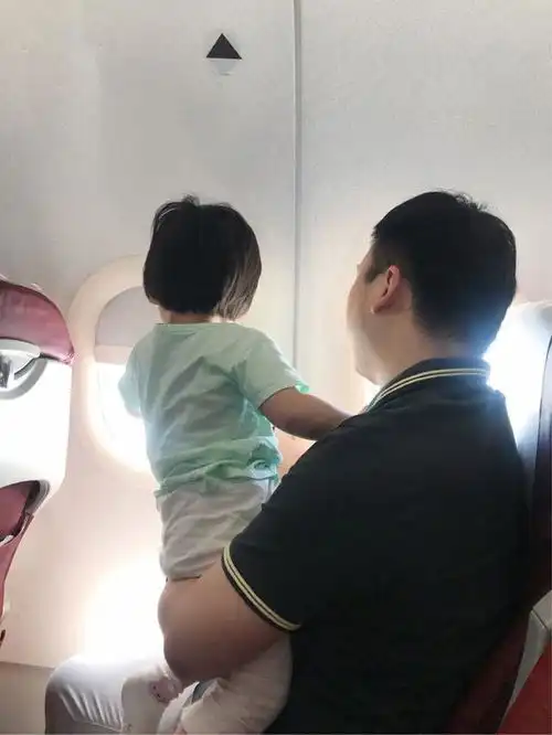 苗苗宝贝的第一次旅行