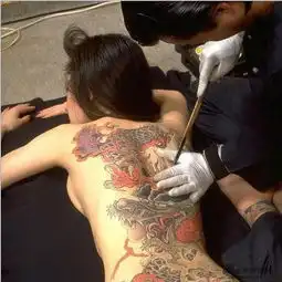 日本女体历每天都让人喷血的美女日历