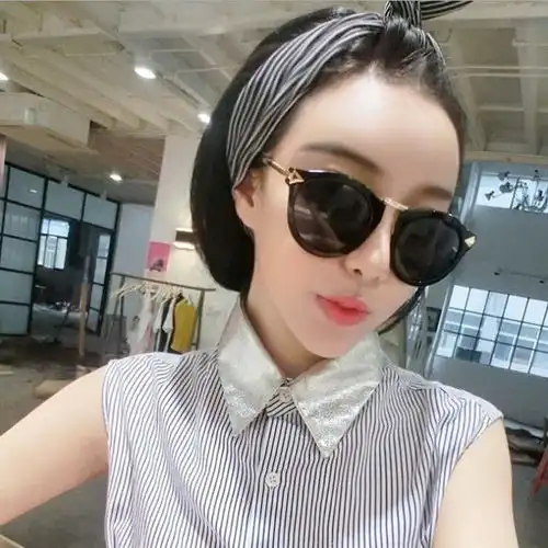 墨镜美女头像微信图片范