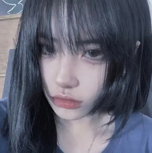 男学生头像图片女生