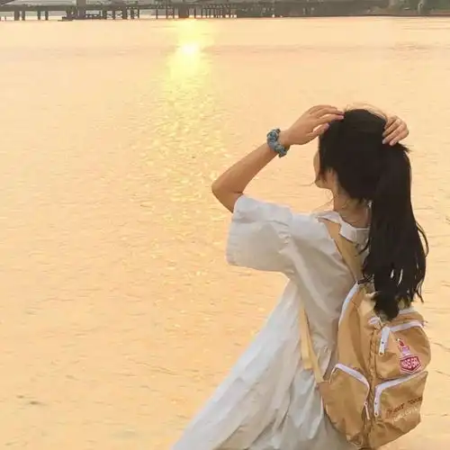 头像女生背影高颜值