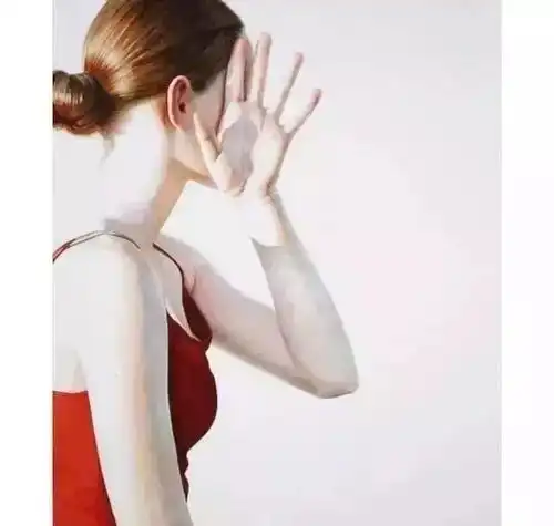 水彩,画出少女水嫩的肌肤水彩人物头像女