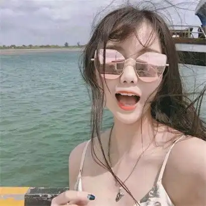 清新头像女唯美清纯网球
