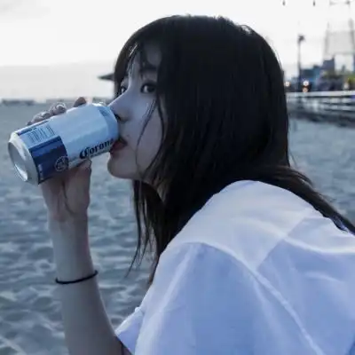唯美意境成熟小众微信女头爱上微信头像我要个性网