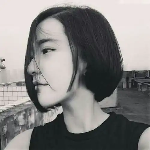 女生头像黑白侧脸短发少