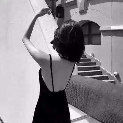 女生超霸气头像不露脸伤