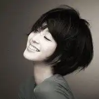 女生头像黑白侧脸短发网