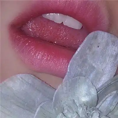 欧美微信头像女生霸气可爱2018不想栽跟头了再浪漫的都不想
