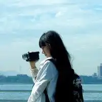 女生头像背影海边开朗唯美头像qq头像网