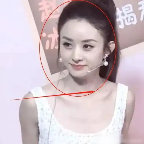 赵丽颖4年前旧照火啦扎高马尾少女感爆棚,跟结婚后差距很明显