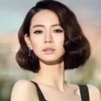 qq头像戚薇是气质范女生