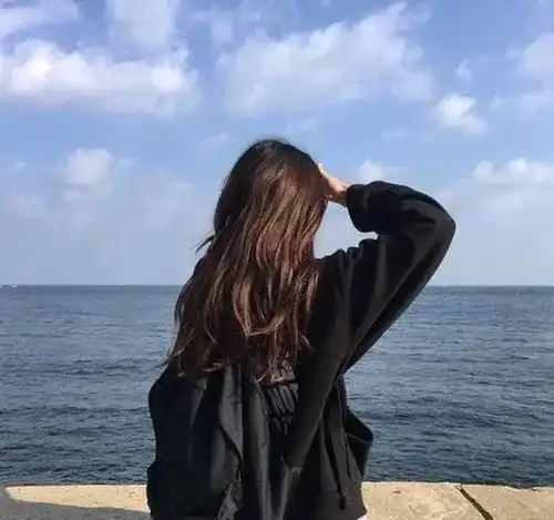 15岁女生头像背影可儿