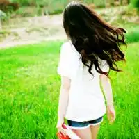 女生绿色头像全绿背影