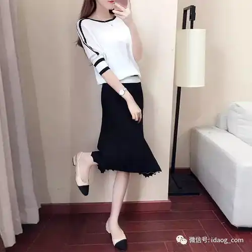 穿温暖针织套装裙,变身秋冬时髦女神
