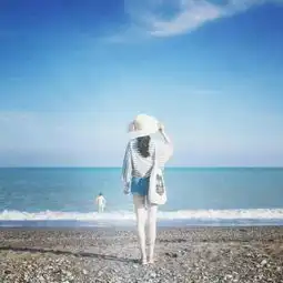 唯美有意境的女生微信背影头像你的一举一动都牵动着我的心
