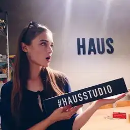 头像忽然想起你然后笑了笑自己