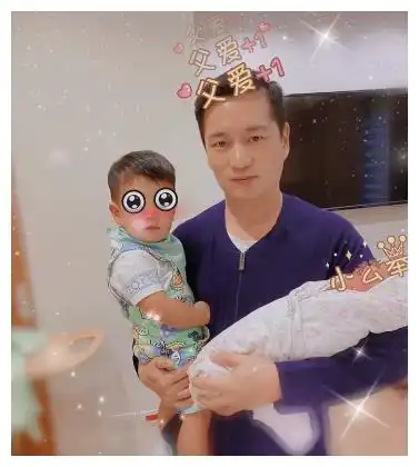 安以轩官宣二胎生女喜讯一家四口好好的