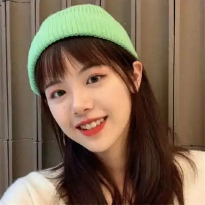 头像女温柔甜美笑容头像