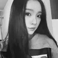 黑白女生头像唯美气质女