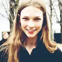 qq头像胸手3女生长发