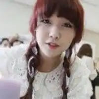 扎辫子女生头像微信头像图片大全