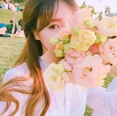 女生头像怕无归期,怕空欢喜