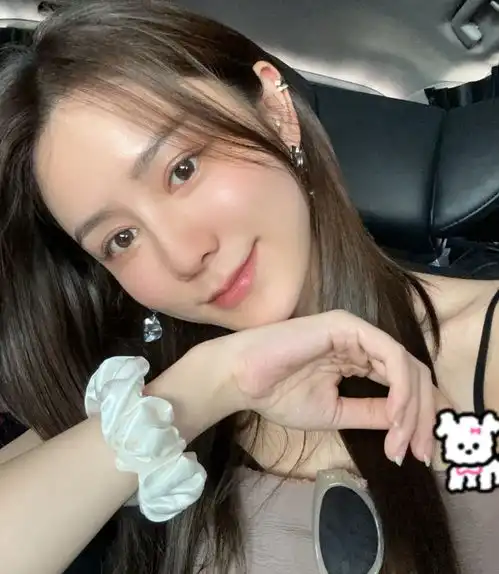 同样当过林峯恋人,把吴千语和张馨月放在一起比,差距就出来了