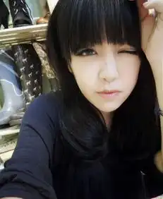我想问一下这个女孩子叫什么,急急急