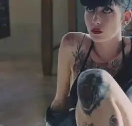 10个最让男人无法抗拒的性感纹身