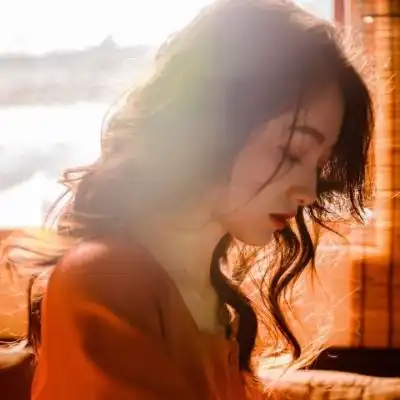 清纯女孩子好看的绝美女生头像合集我喜欢老歌老朋友和不变的爱人
