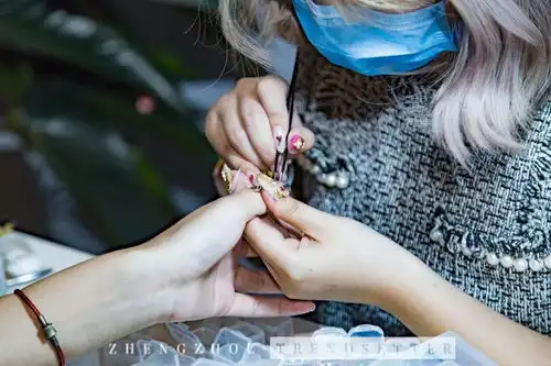 秒杀潮妹实探郑州ins风网红美甲店,pick超适合夏天的小清新美甲