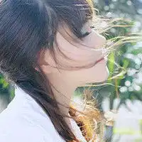 微信头像女生背影侧面可