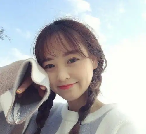 女人动了真情,不会直接说我喜欢你,而是这样表达