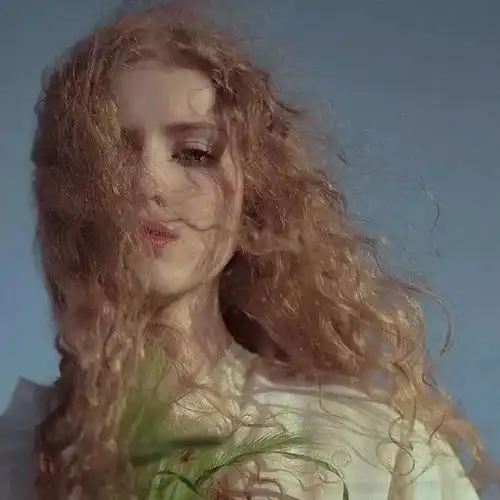 高清油画女意境头像美国