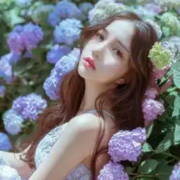 女生换了个成熟的头像闪