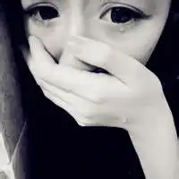 女生头像伤心落泪伤心落