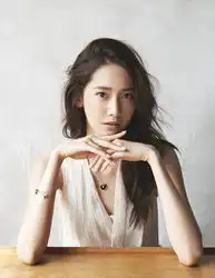 少女时代允儿身材纤细拍大片